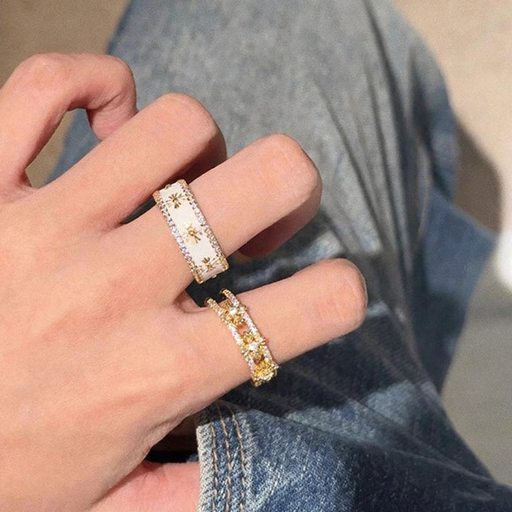 Vintage Starburst Open Ring Set (Light Luxury Niche Sweet & Edgy Bands)