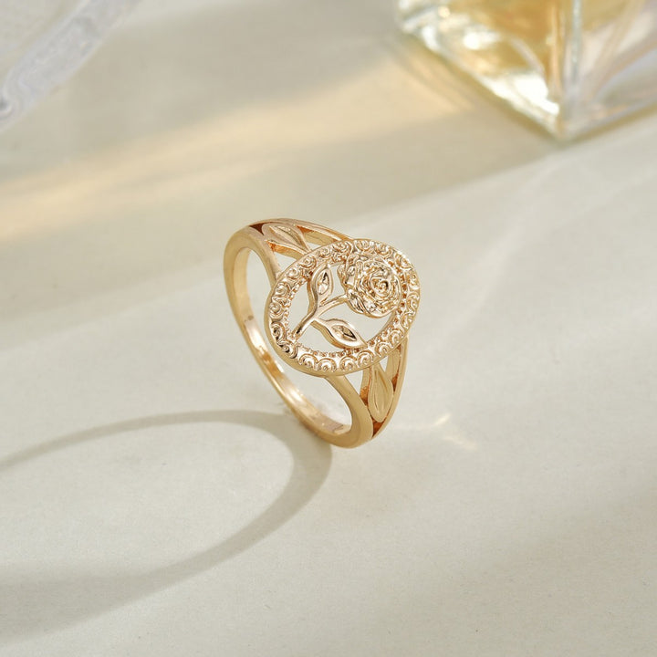 Vintage Embossed Oval Rose Openwork Ring, French Court Style Gold Floral Band