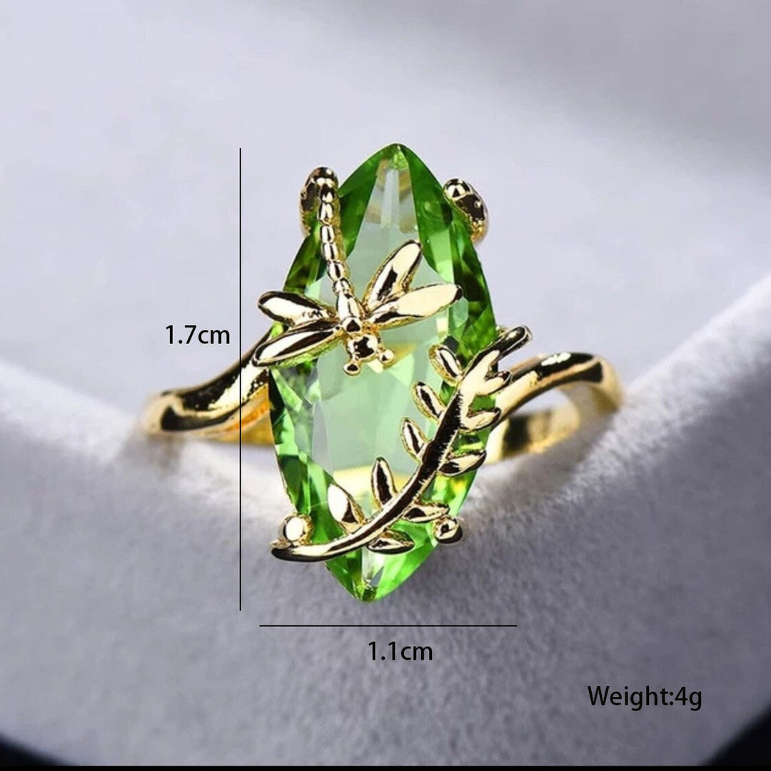 Twisted‑Leaf Irregular Green Gem Ring, Two‑Tone Options
