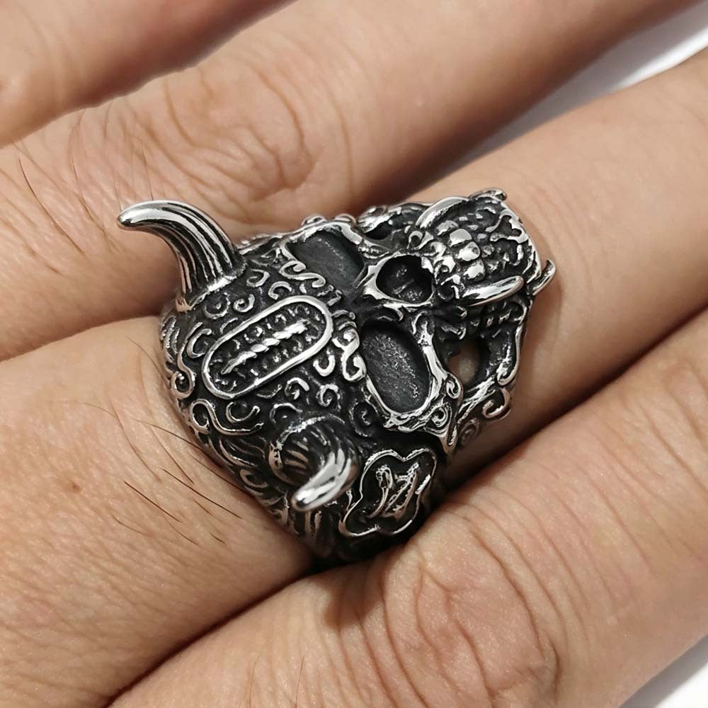 Horned Tusk Carved Skull Ring, S925 Silver Antiqued Viking Gothic Dark Statement Band For Men