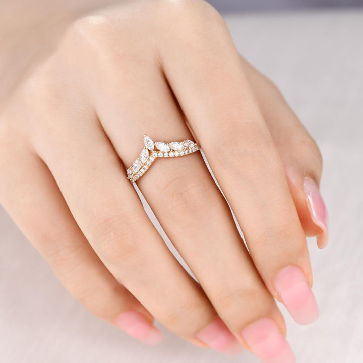 V-Shape Marquise Diamond Hollow Ring, Gold & Silver Tone Luxury Ladder Crystal Slimming Band