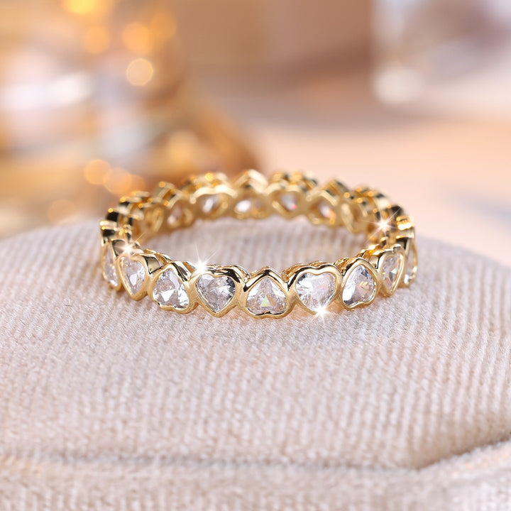 Full Eternity Heart Bezel Set Ring, Continuous Heart Shape All Around Diamond Band Gold Silver Romantic Stacking Jewelry For Women