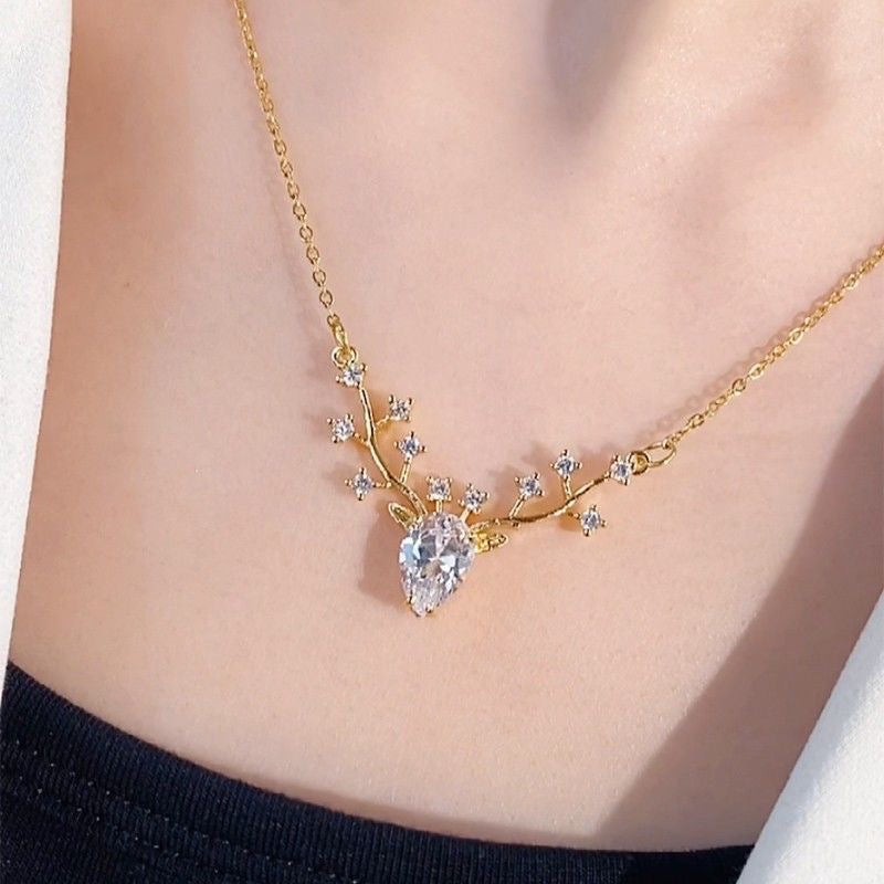 "Deer You" Gemstone Choker Set (Light Luxury Niche Romantic Necklace)