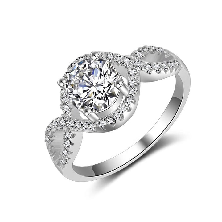 Halo-Set Round Diamond Twisted Shank Ring (Luxury Romantic Proposal Style)