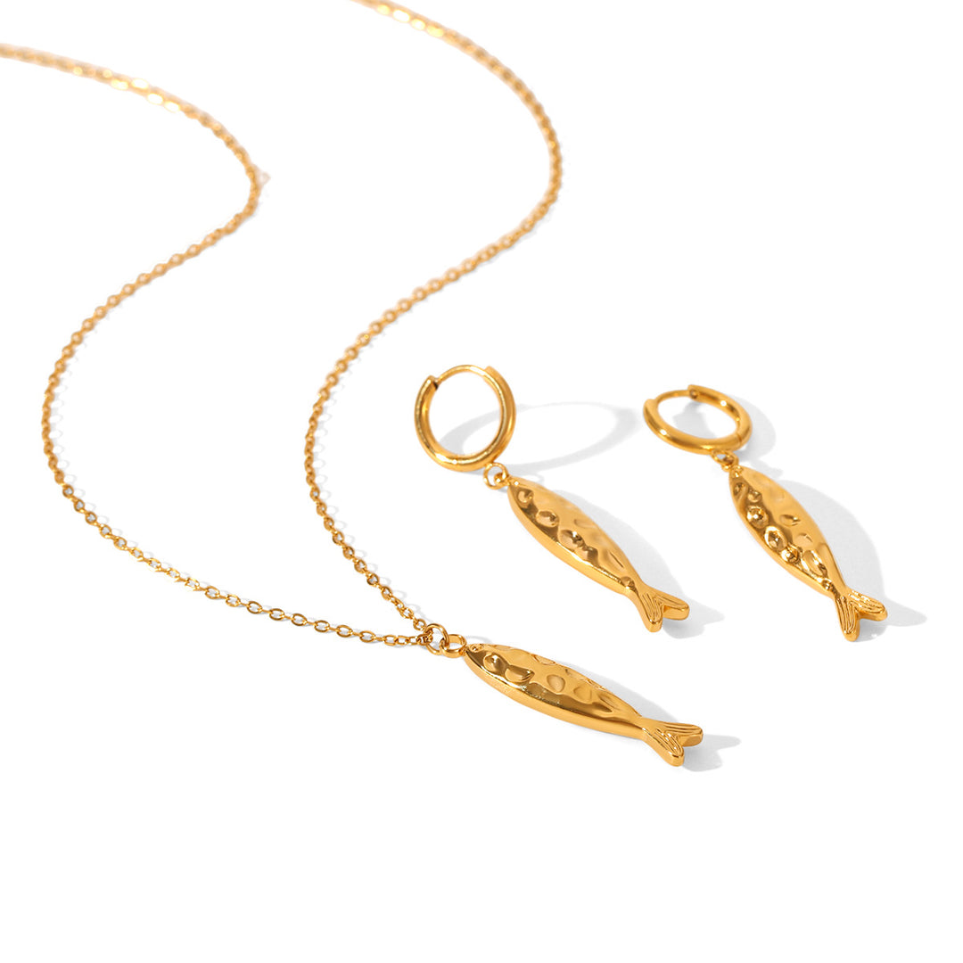 S925 Silver Gold‑Plated Hammered Fish Jewelry Set, Vintage Textured Fish Pendant Necklace & Huggie Earring 2‑Piece Set