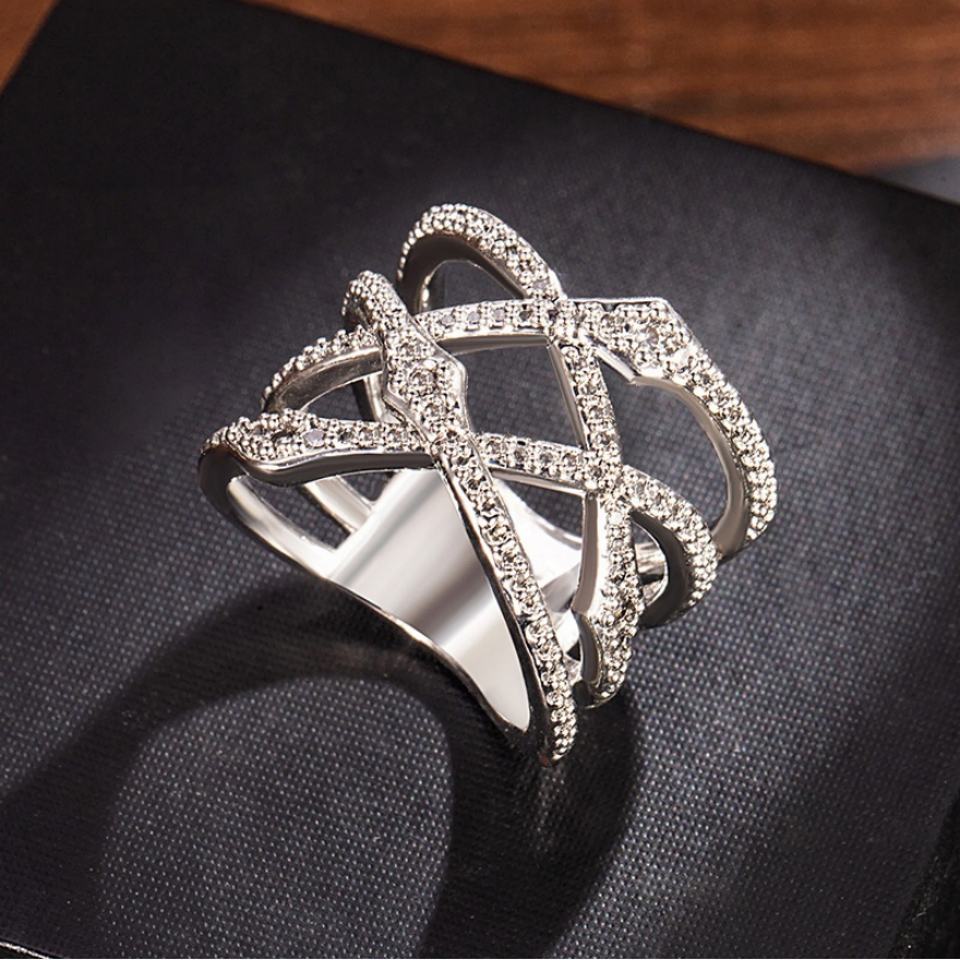 Intertwined Criss‑Cross Open Wide Band Ring