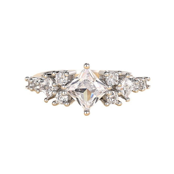 Princess Cut Diamond Staggered Pavé Ring (Light Luxury Niche Elegant Band)