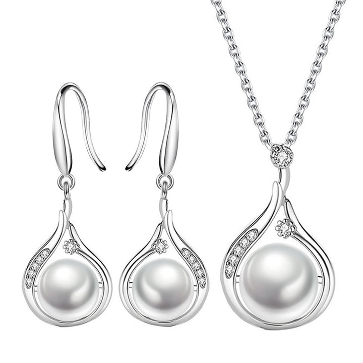 Teardrop Pearl Light Luxury Jewelry Set (Necklace + Drop Earrings)