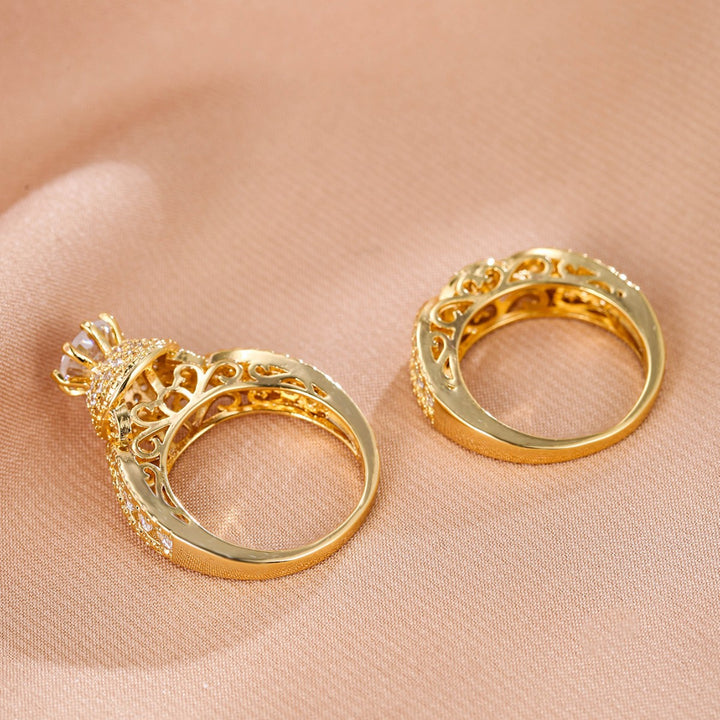 Floral Stackable Halo Diamond Ring Set (Vintage Luxury Wedding Ring Style)