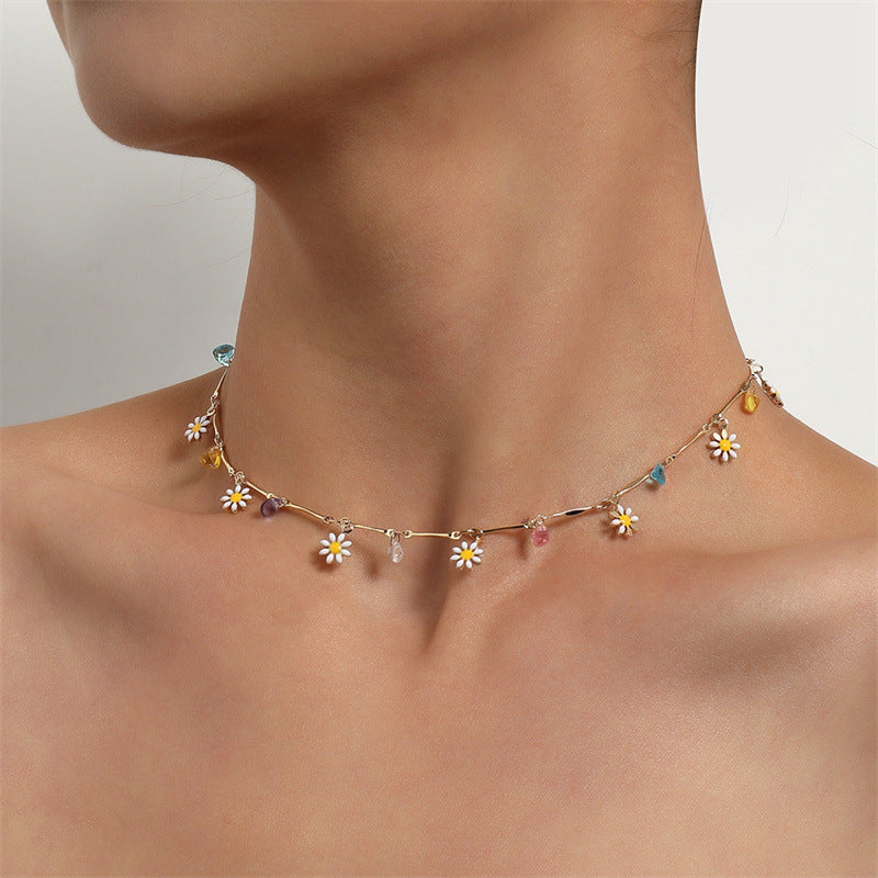 Enamel Painted Daisy Flower Necklace for Women