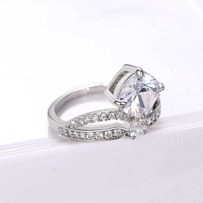 S925 Silver Cushion‑Cut Twisted Shank Diamond Ring, Two‑Color Option Luxury Engagement Ring for Women