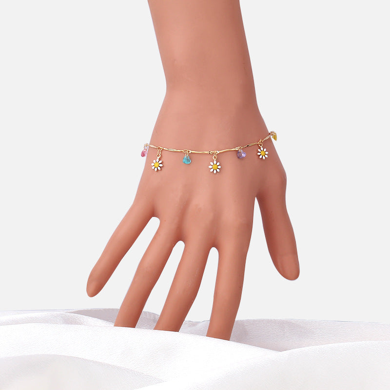 Enamel Painted Daisy Flower Necklace for Women