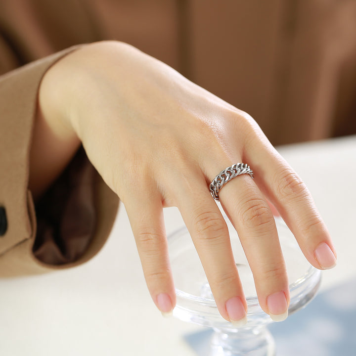 Minimalist Braided Cuban Link Ring (Light Luxury Street Style)