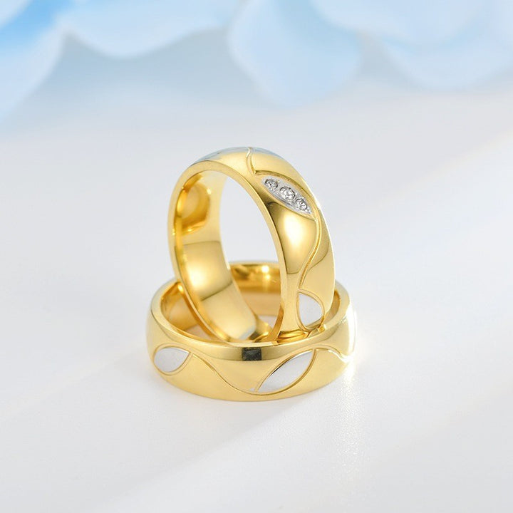 Two-Tone Heart-Accent Couple's Ring – Minimalist Gold & Silver Contrast Engagement/Wedding Bands
