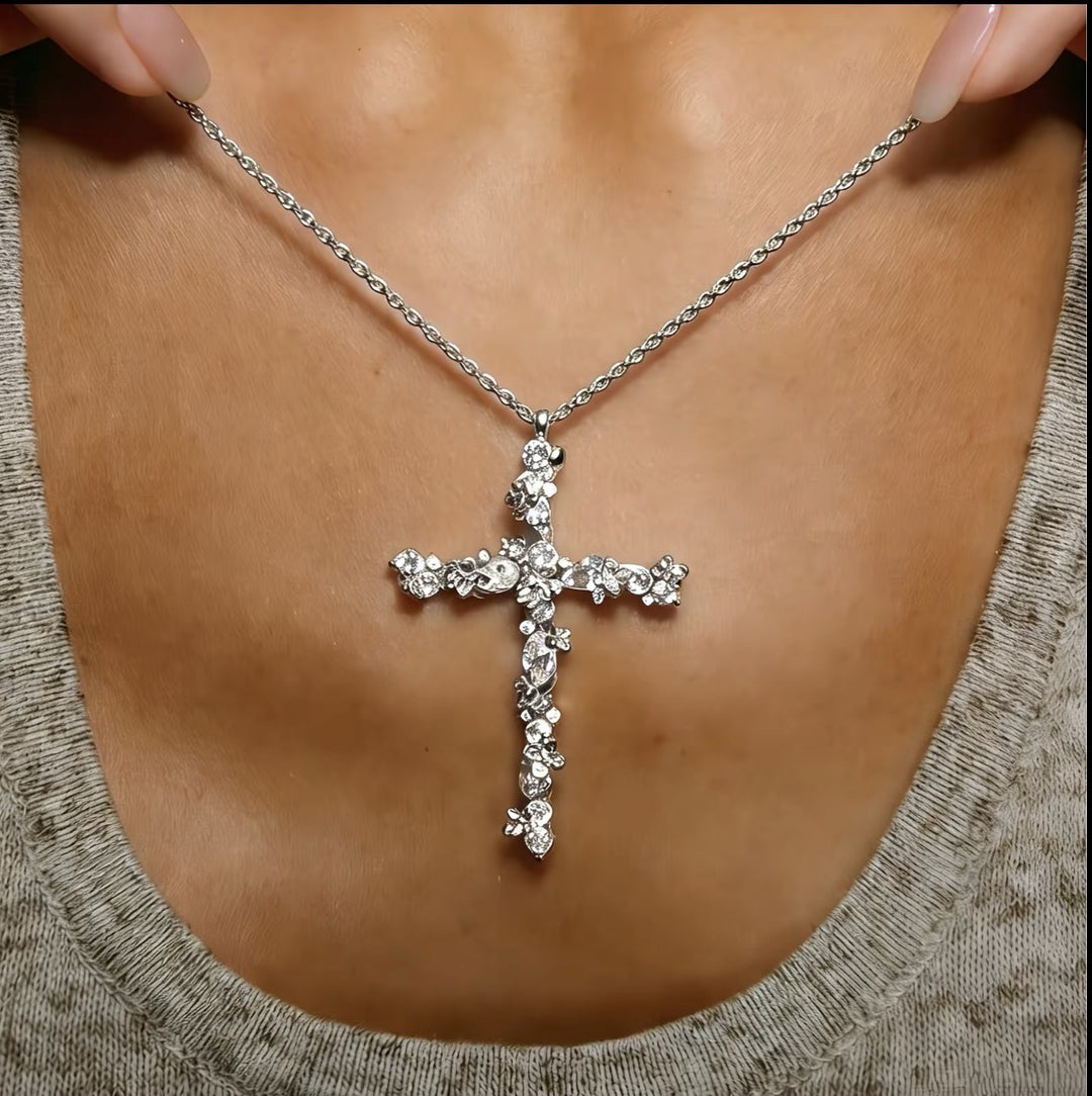 Floral Pave Diamond Cross Twist Rope Necklace, Vintage Luxury Flower Diamond Cross Pendant Chain