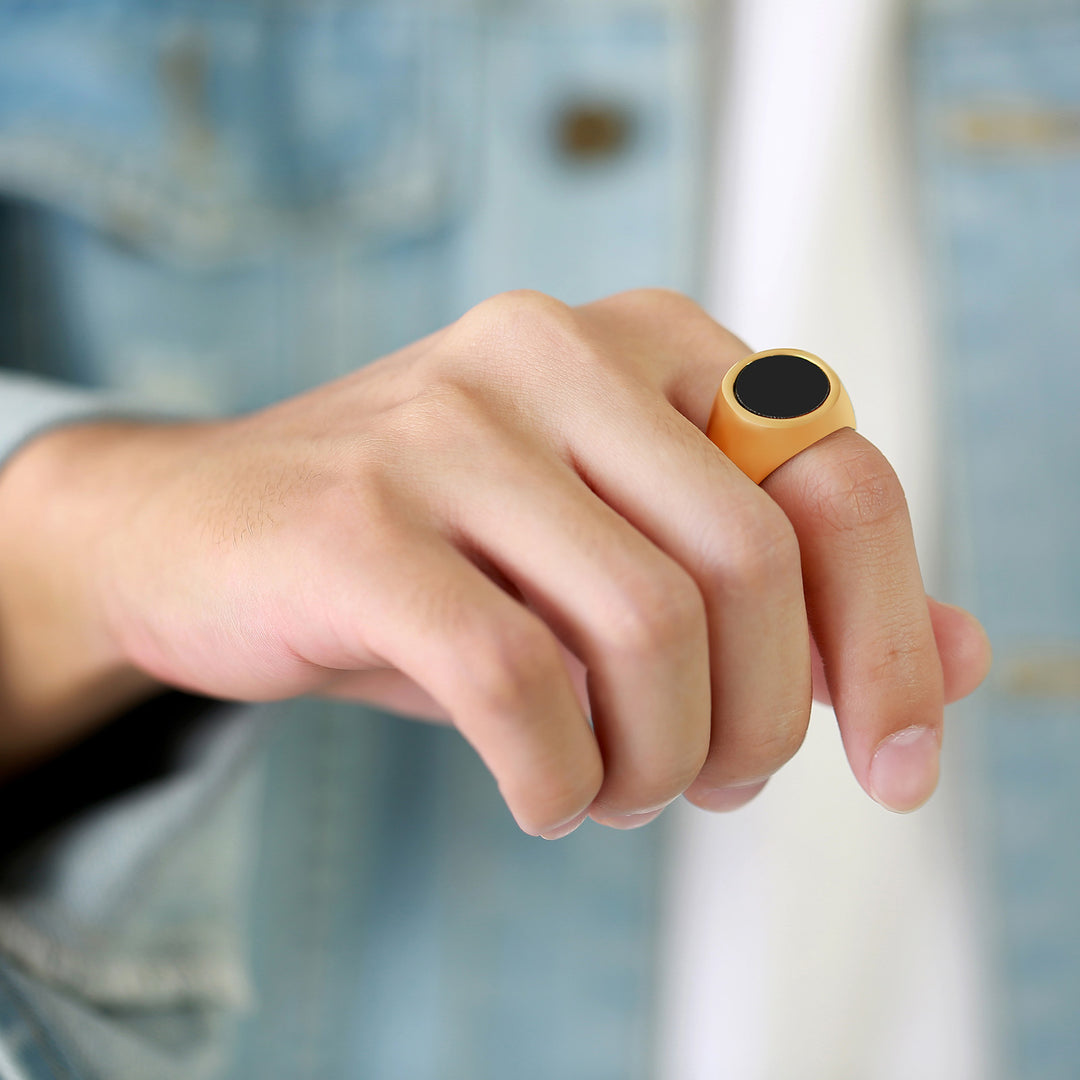 Titanium Steel Round Enamel Ring (Light Luxury Business Style)