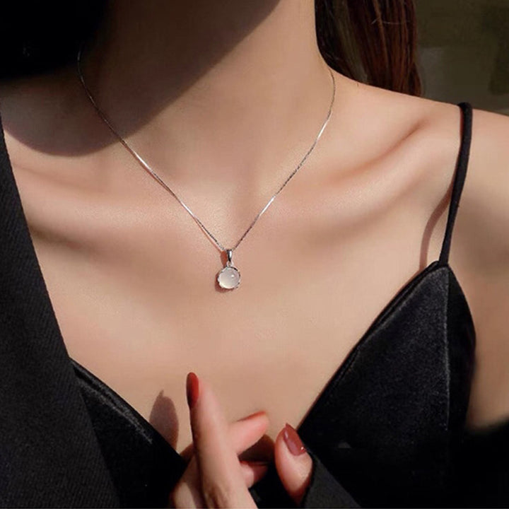 S925 Silver Scalloped Round‑Stone Choker Necklace, Multi‑Gem Pendant