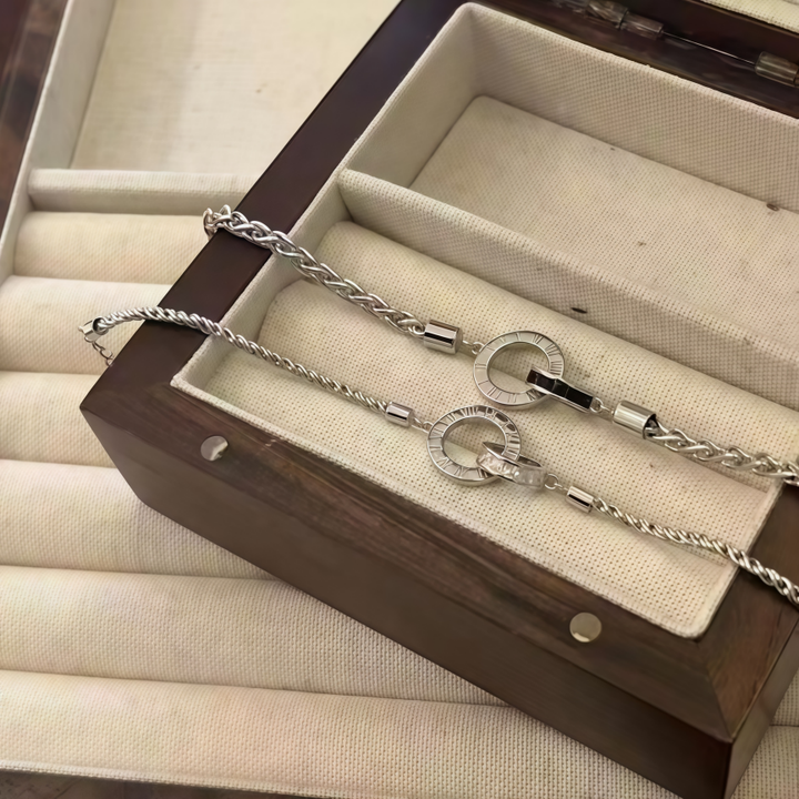Time Lovers Couple Bracelet (Light Luxury Niche Commemorative Style)