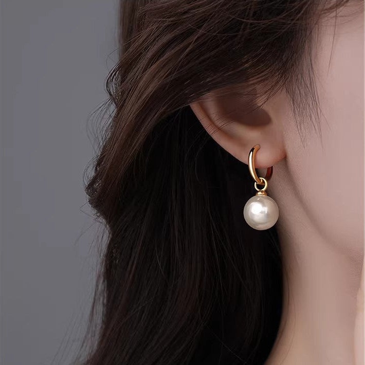U-Shaped Horseshoe Pearl Hoop Earrings (Minimalist Daily Wear Jewelry)