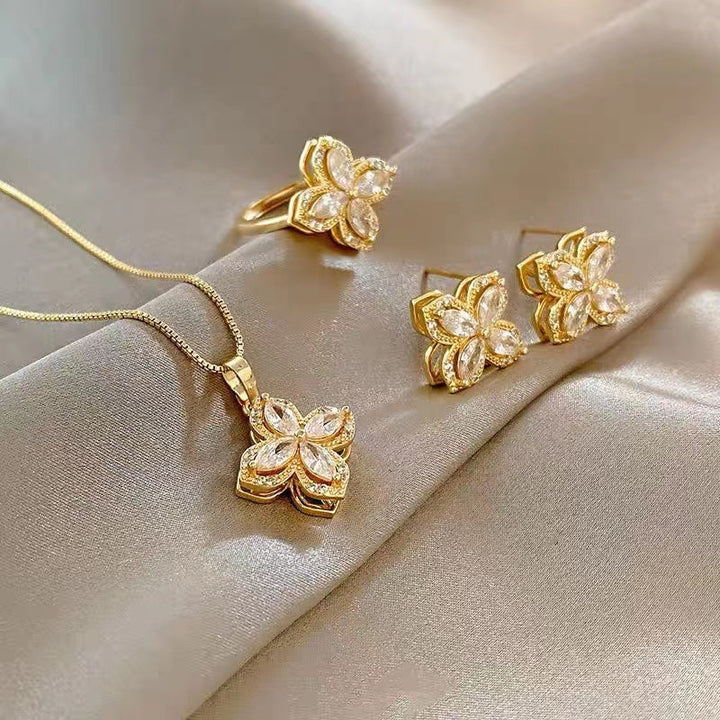 Double Layer Clover Marquise Diamond Jewelry Set, Necklace Earring Ring Luxury Gold Floral Jewelry 3Pcs Set