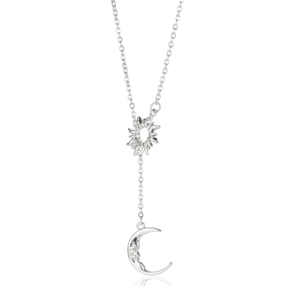Vintage Sun & Moon Face Split Collarbone Necklace, S925 Silver Sun Crescent Face Pendant Chain, Gold & Silver Two-Tone Niche Jewelry