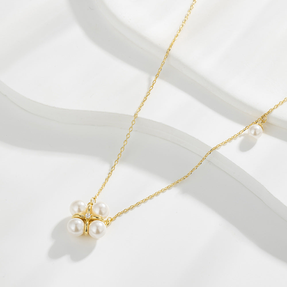 Lucky Four-Leaf Clover Pearl Necklace – Elegant Luxury Style Choker for Women