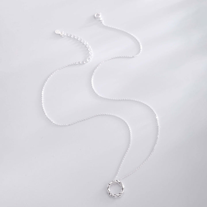 Twisted Rope Pave Diamond Circle Collarbone Necklace, 2 Colors Gold & Silver Minimal Hollow Wreath Jewelry