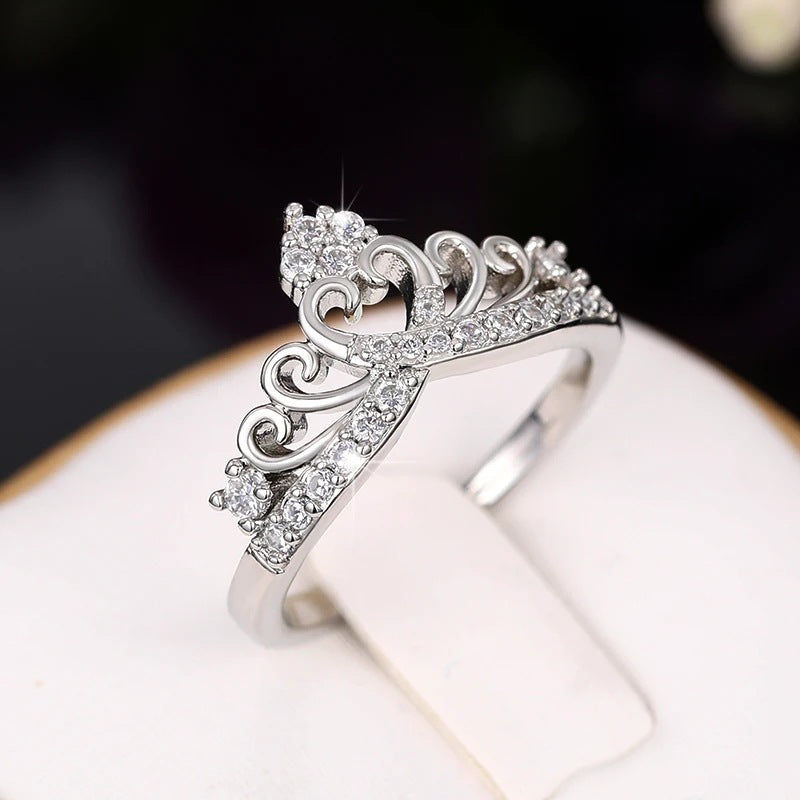 Palace Filigree Crown Pavé Ring (Light Luxury Niche Princess Style Engagement Band)