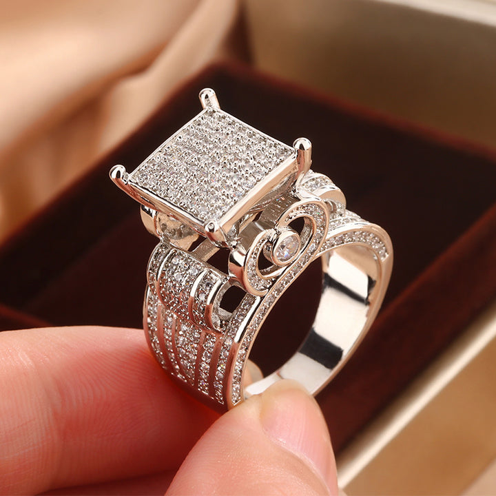 Pave Diamond Crown Ring (Hip-Hop Style Light Luxury Personalized Band)
