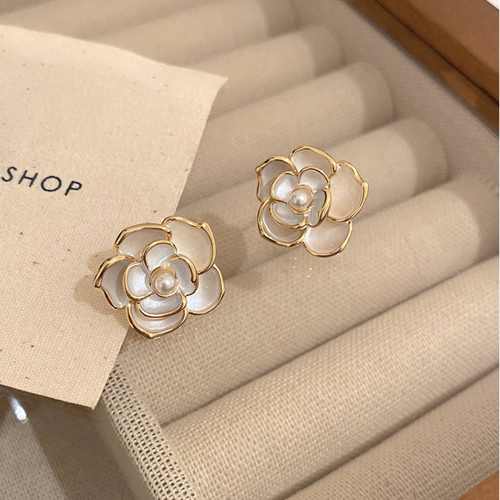 French White Flower Earring Set (Luxury Gentle Elegant Earrings)