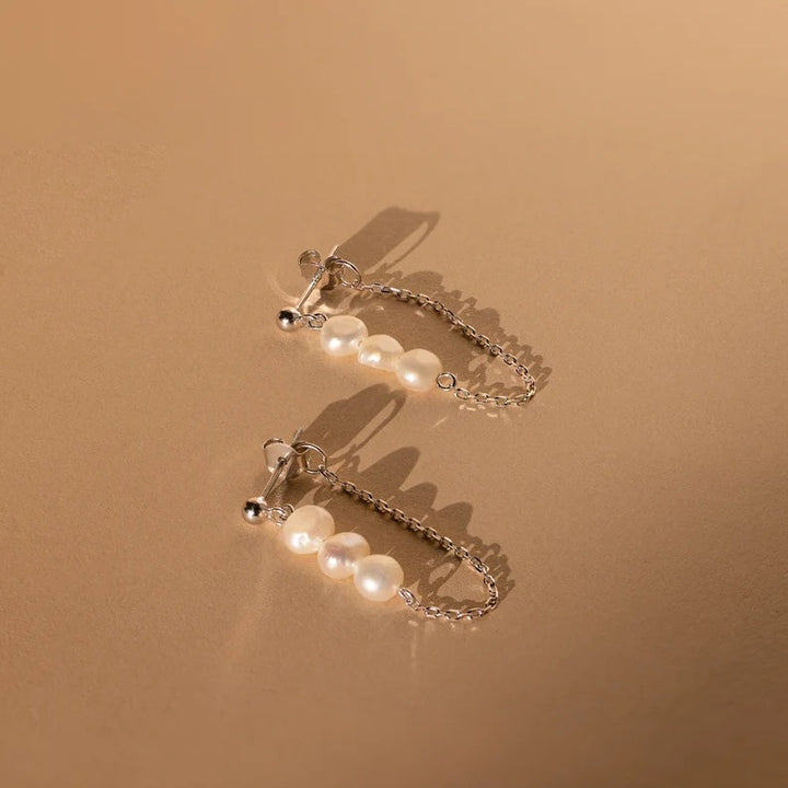 Vintage Pearl Tassel Drop Earrings for Women – Elegant & Chic Design