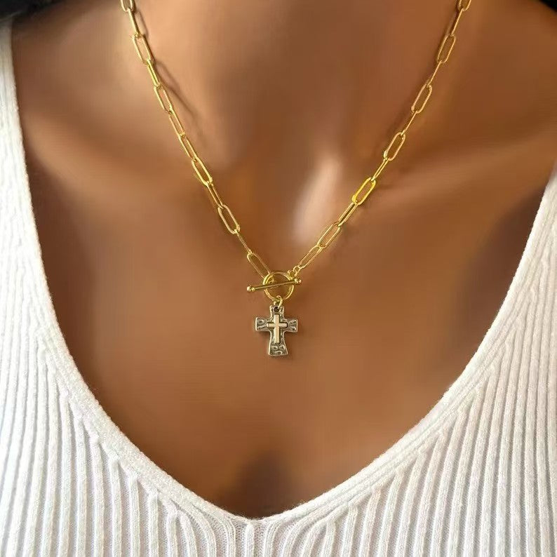 Cross Pendant Paperclip Chain Necklace – Luxury Faith-Inspired Two-Tone Jewelry