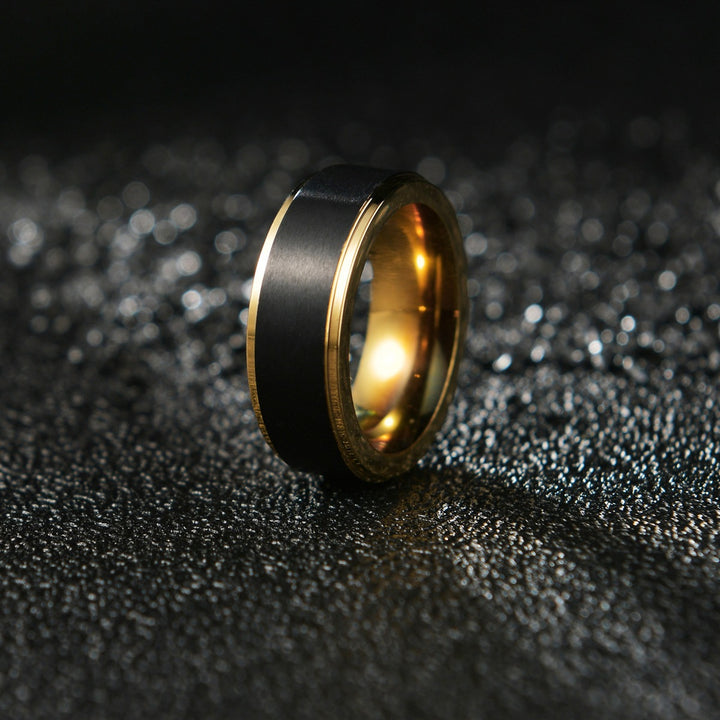 Titanium Steel Plated 18K Gold Black-Gold Contrast Minimalist Ring (Light Luxury Commuting Style)