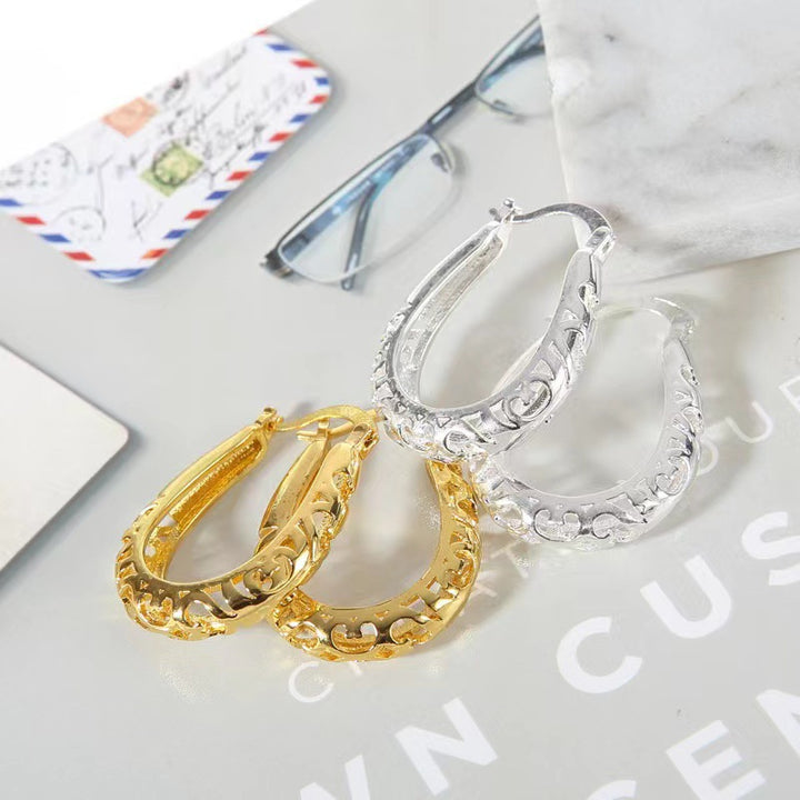 Vintage Hollow Heart Vine Oval Hoop Earrings, European Court Pattern Leverback Classic Earrings for Women