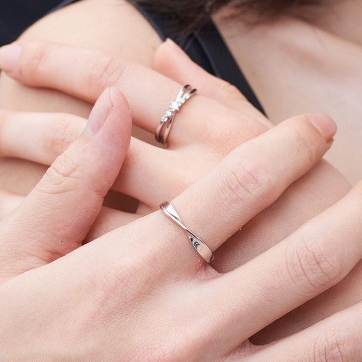 Minimalist Geometric Möbius Ring - Women's Hollow Interwoven Adjustable Couple Ring Set