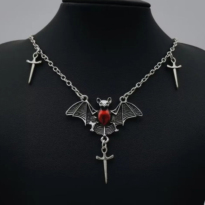 Halloween Gothic Heart Bat Necklace – Retro Punk Style Jewelry