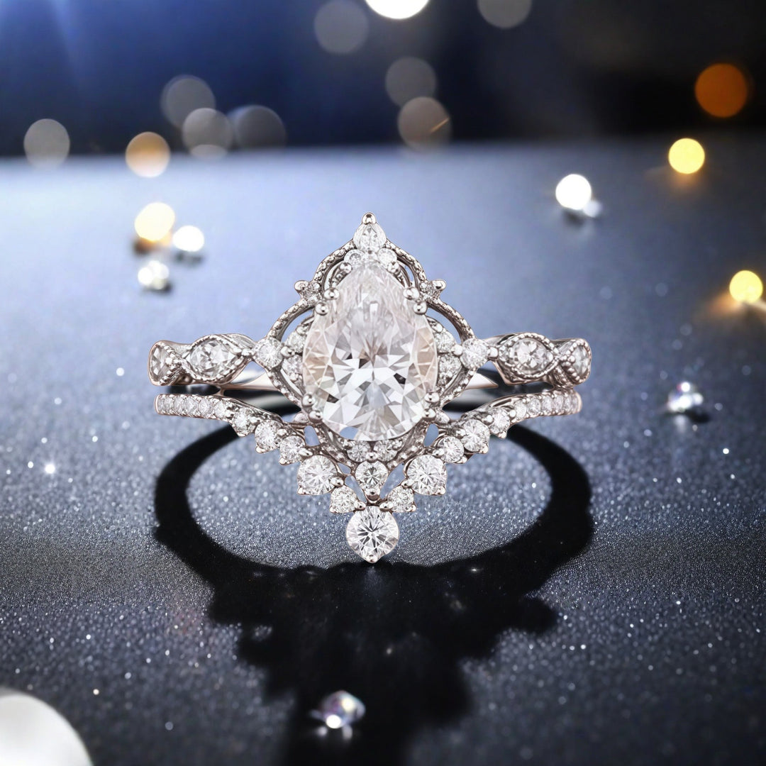 Vintage Lace Pear-Cut Center Stone Stackable Ring Set (Light Luxury Niche Romantic Band Set)