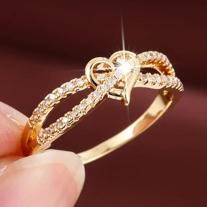 Intertwined Double Heart Pave Ring (Light Luxury Niche Romantic Band)