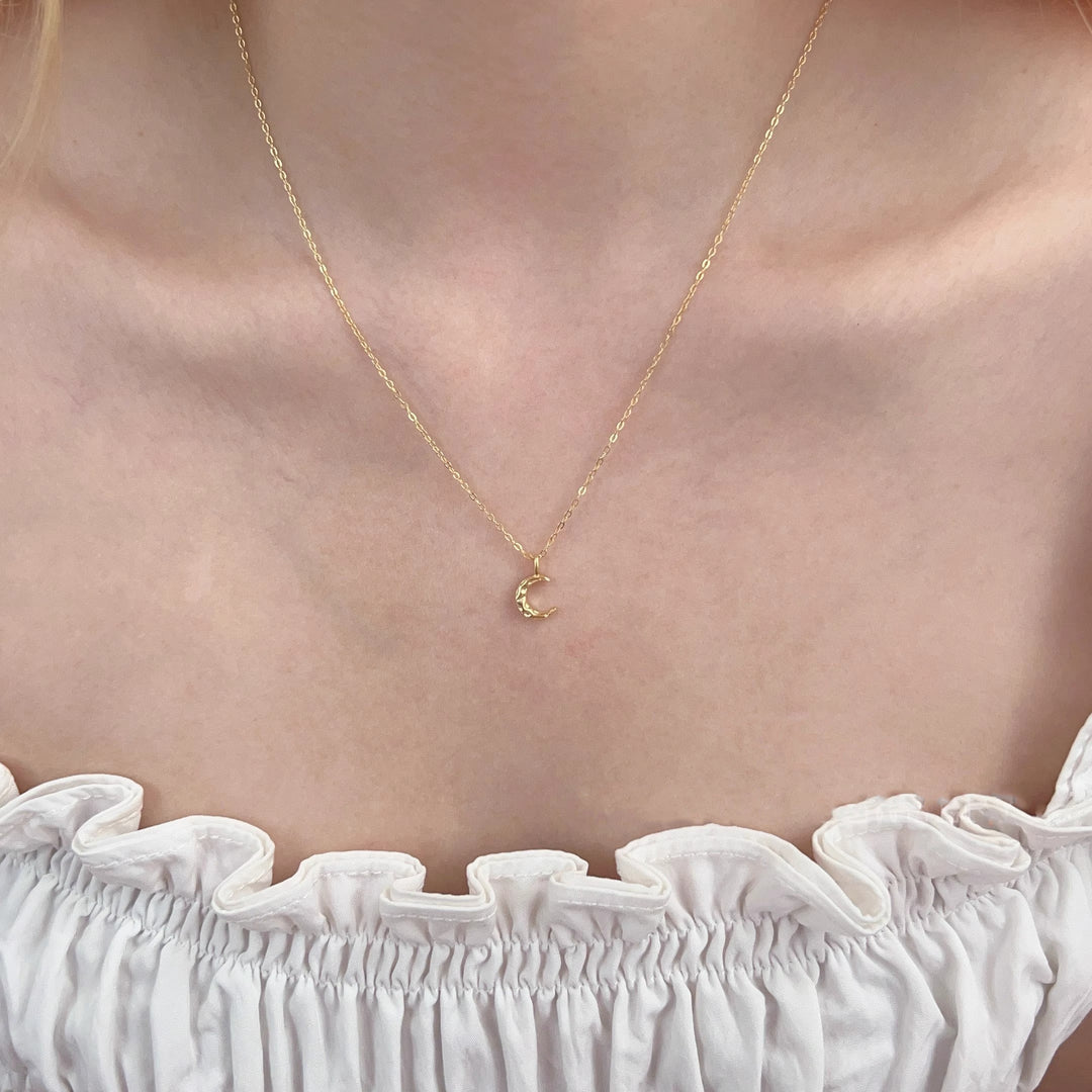 Textured Mini Moon Choker Set (Light Luxury Niche Fresh Necklace)