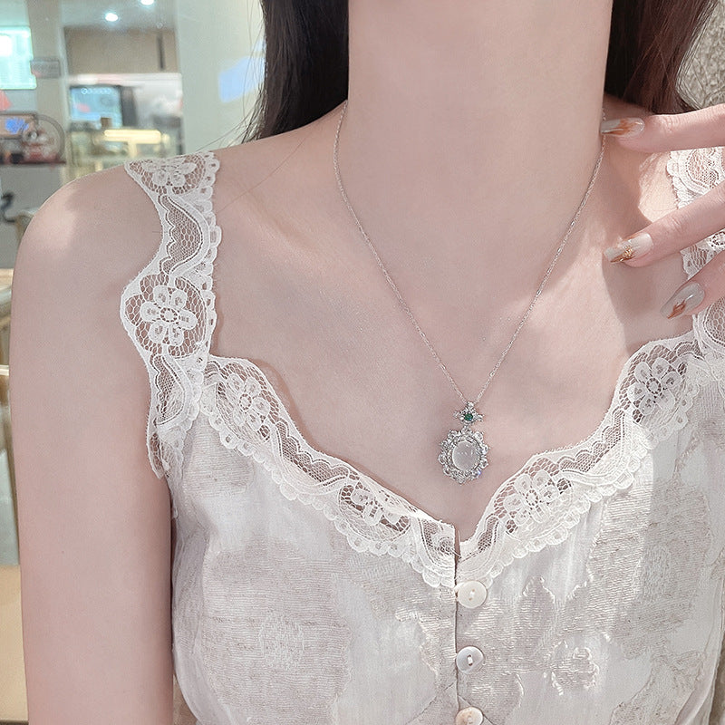 Moonstone Halo Gemstone Necklace (Light Luxury Niche Elegant Necklace)