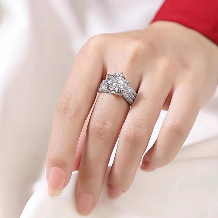 Six-Prong Center Stone Triple Row Pave Ring (Light Luxury Proposal & Engagement Band)