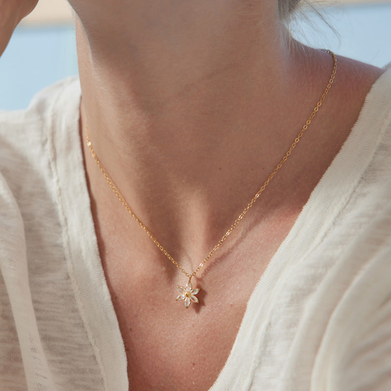 Marquise Diamond 5-Petal Flower Collarbone Necklace, Multi-color Dainty Floral Chain, Gold & Silver Two-Tone Elegant Ladies Jewelry