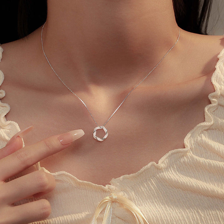 Twisted Rope Pave Diamond Circle Collarbone Necklace, 2 Colors Gold & Silver Minimal Hollow Wreath Jewelry