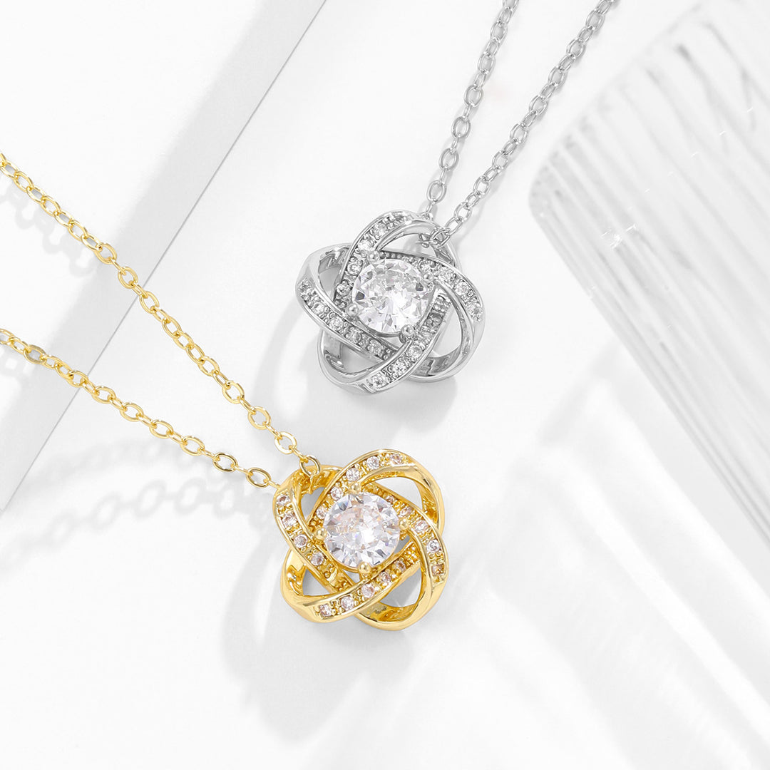 Love Knot Clover Diamond Pendant Necklace (Luxury Eternal Love Choker)