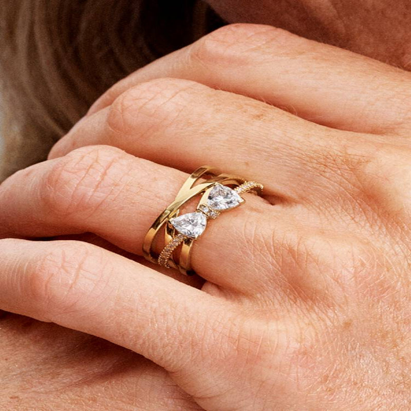 Trillion Cut Diamond Interlocking Stack Ring (Gold Luxury Women's Band)