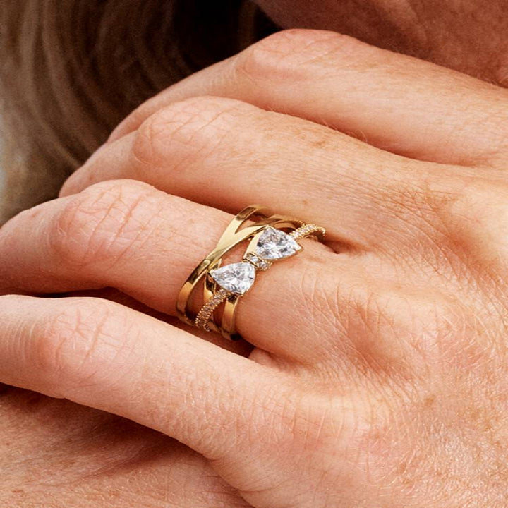 Trillion Cut Diamond Interlocking Stack Ring (Gold Luxury Women's Band)