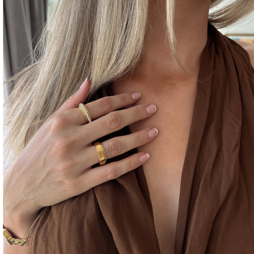 Double-Ring Diamond-Inlay Rotatable Ring Anxiety Ring (Light Luxury Commute Style Series)