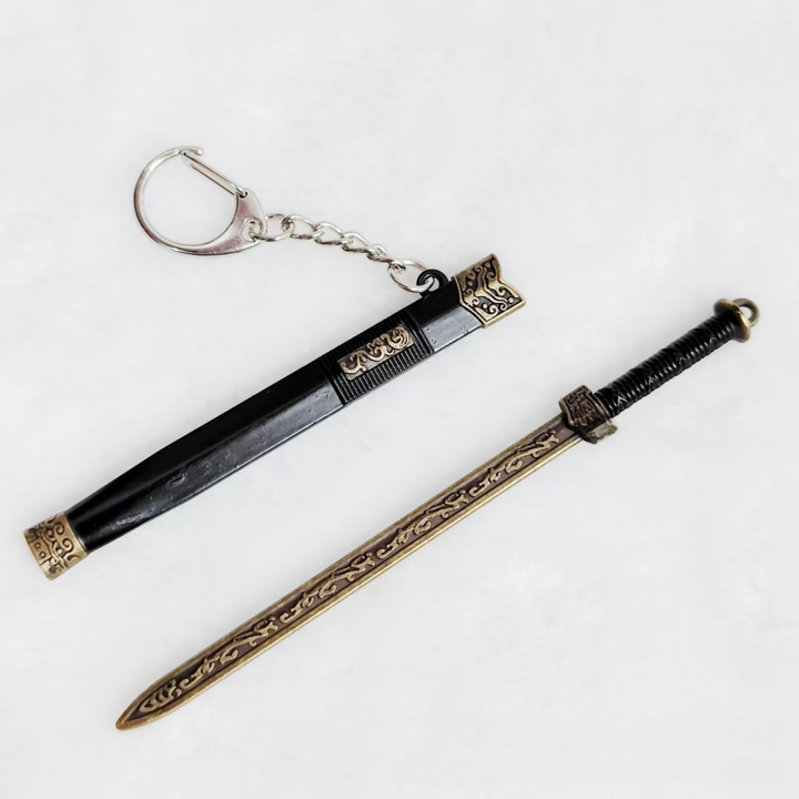 Vintage Sword Miniature Model Keychain Set