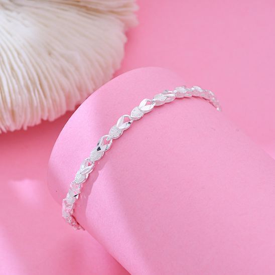 S999 Pure Silver “Lucky Rabbit” Bracelet – Elegant & Refined Style