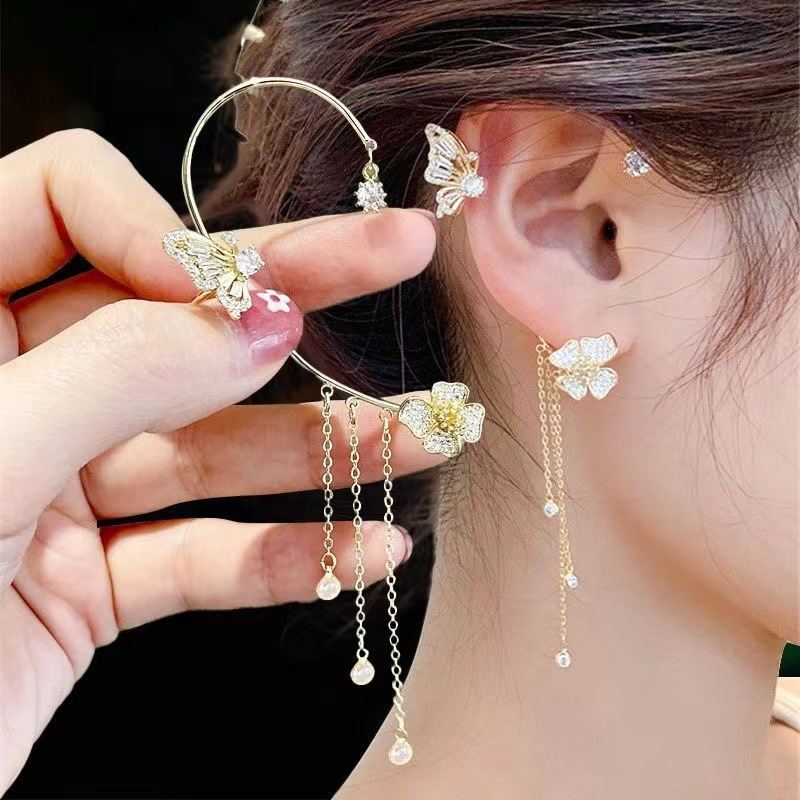 Luxury Rhinestone Butterfly Tassel Ear Cuff